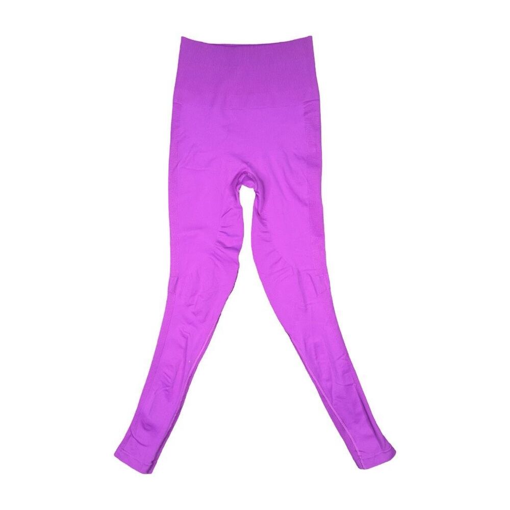 lululemon athletica Zone In Tight Seamless Leggings - Magenta - Size 4